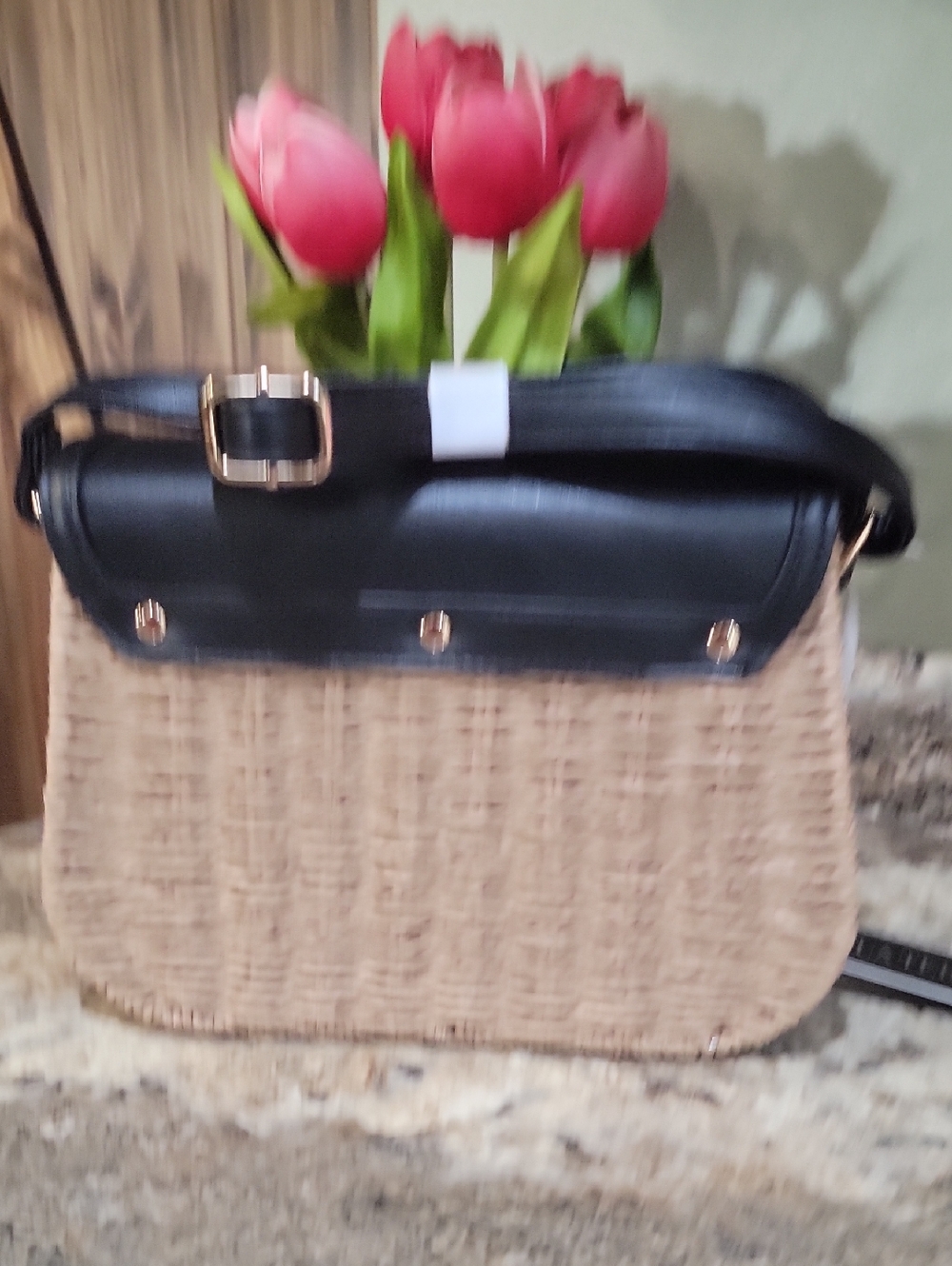 LA TERRE Women’s Black and Natural Woven Crossbody Bag - Picture 4 of 7